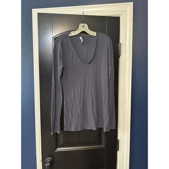Athleta Long Sleeve Shirt – Size Large – Gray – Super Soft Modal Blend - Picture 2 of 2